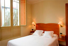 Bedroom in Sarria hotel